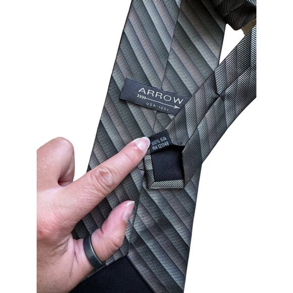 Vintage Arrow Green Striped Tees 90s Silk Necktie - Picture 4 of 4